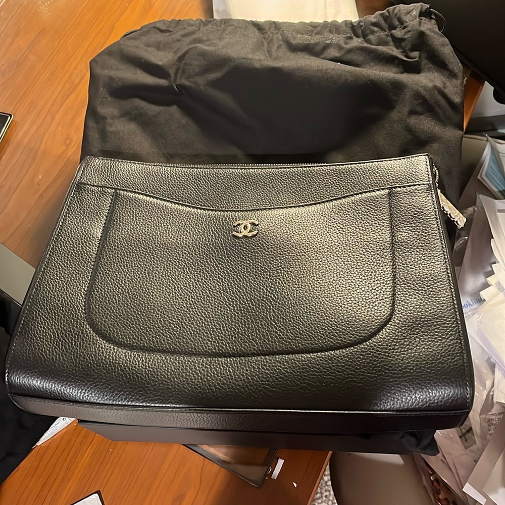 Chanel clutch
